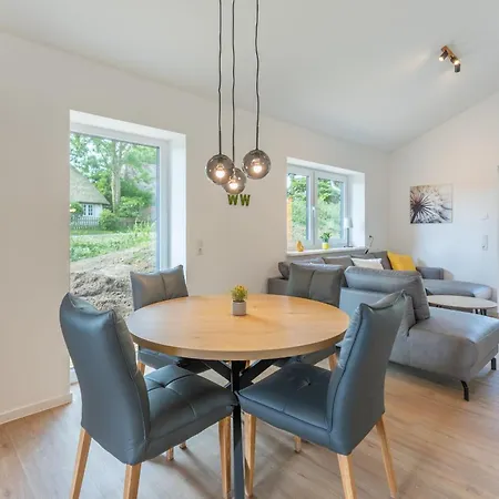 Huus Moeoev Casa vacanze *