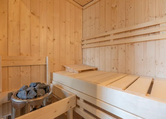 Huus Moeoev Casa vacanze